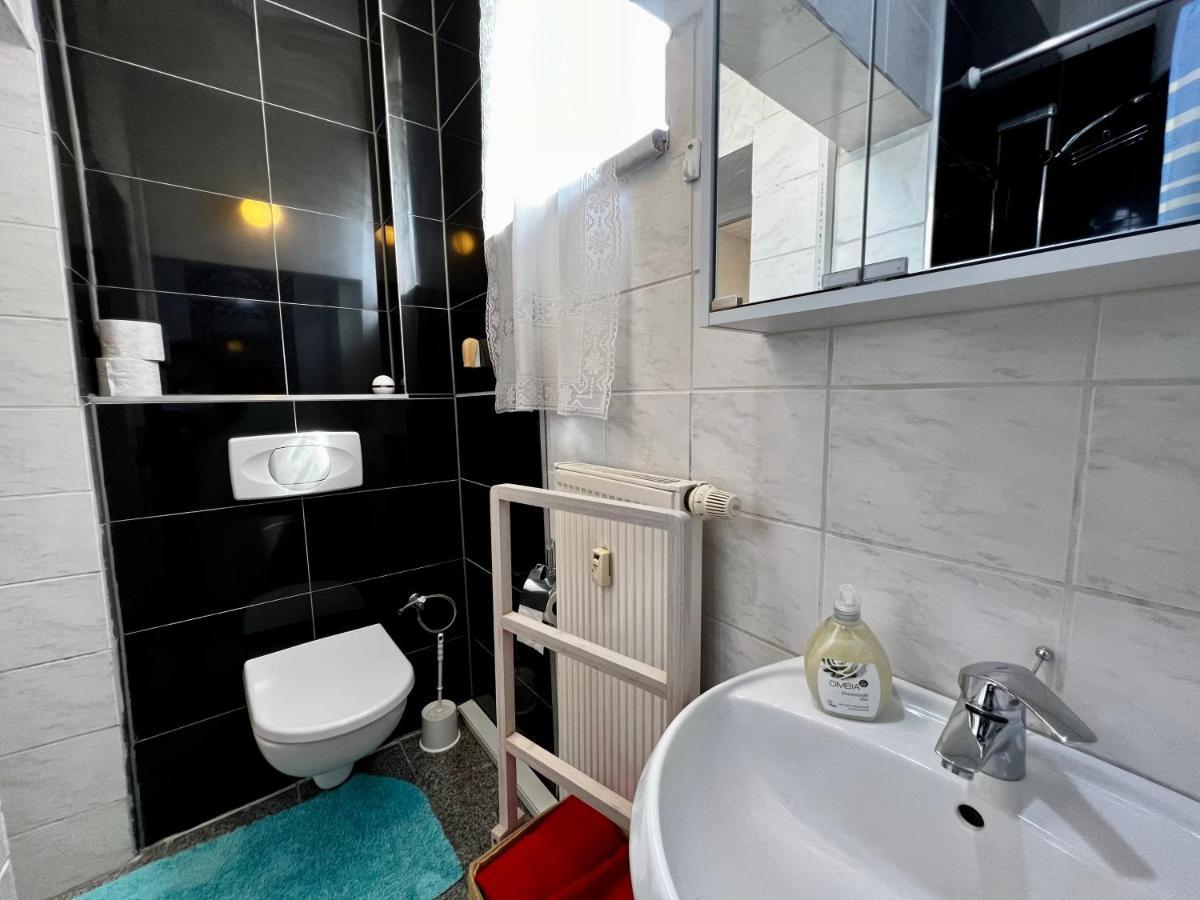 Abdalla Apartments Knittelfeld Eksteriør bilde
