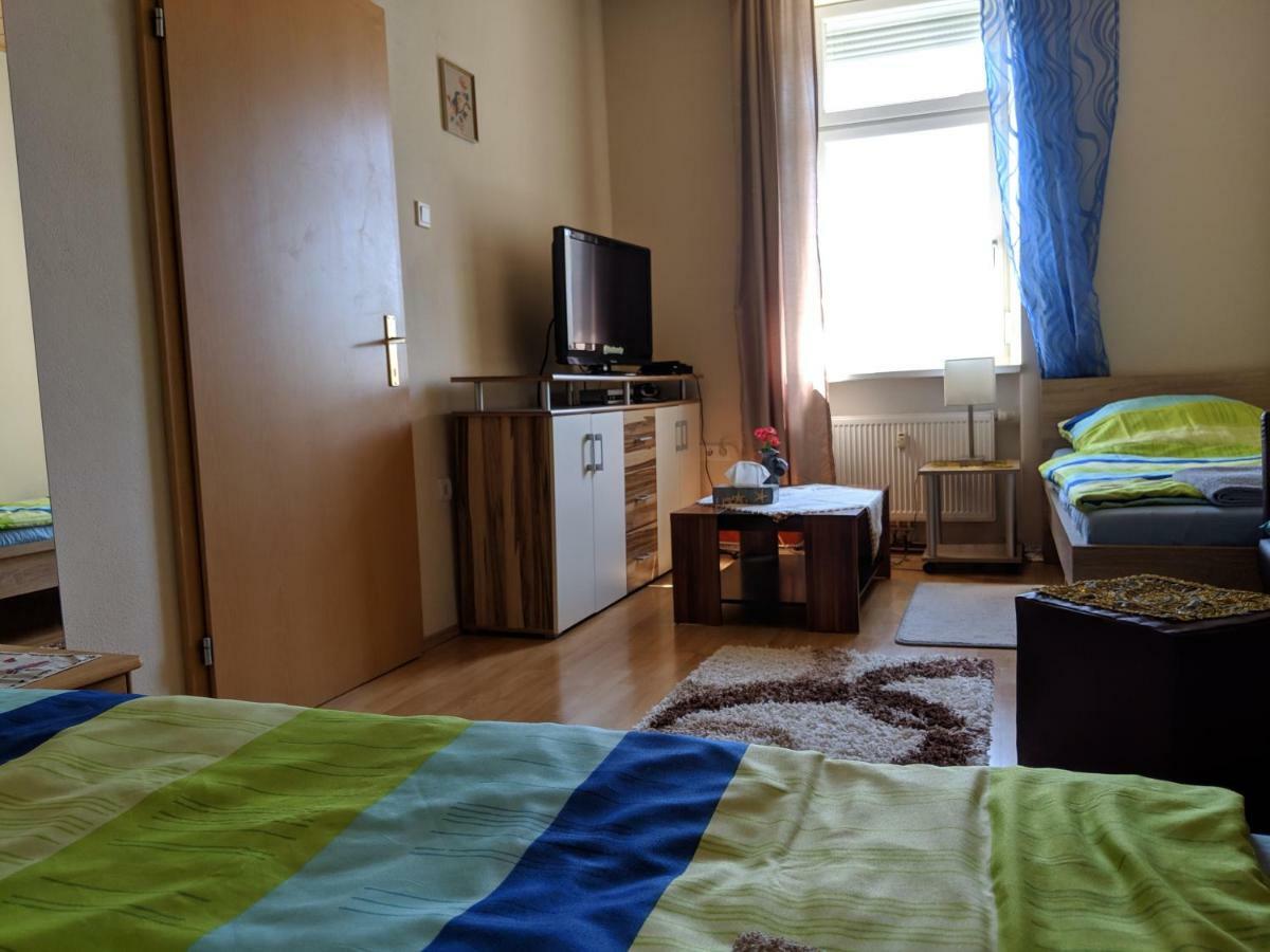 Abdalla Apartments Knittelfeld Eksteriør bilde